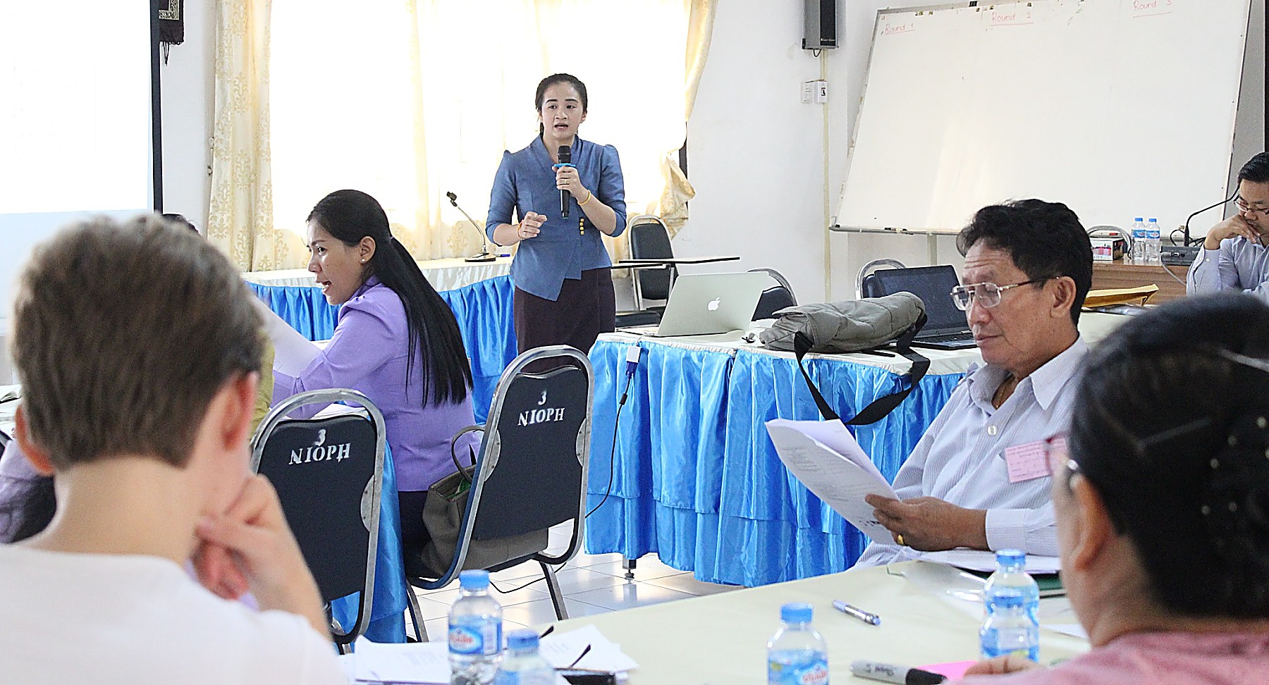 A moment of the Research Café in Lao PDR