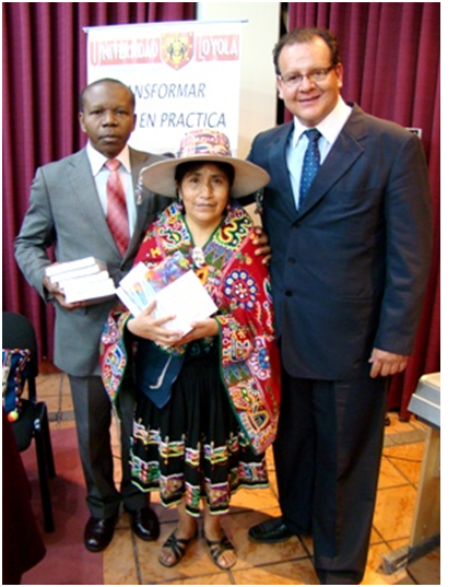 (de izq. a derecha) Mateo Martinez, Esperanza Huanca y Christian Mendizábal