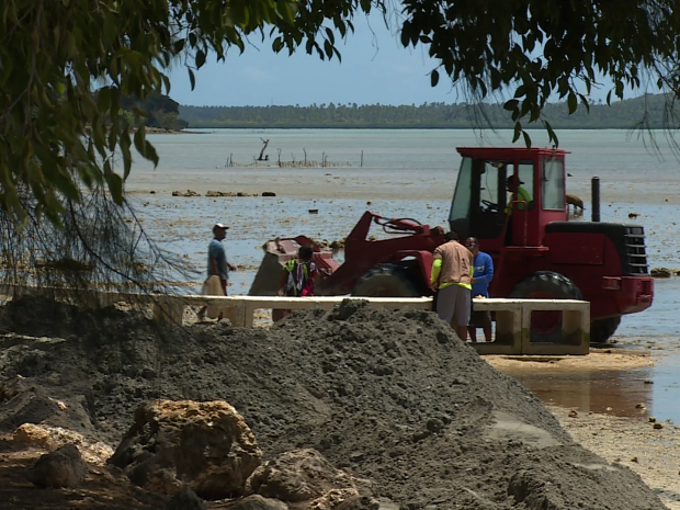 Coastal protection works under construction in Tonga, February 2015