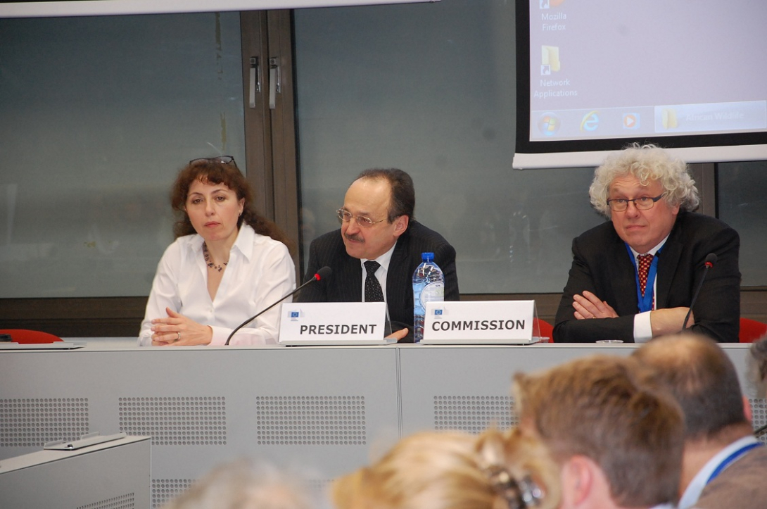 DEVCO DDG K Rudischhauser introduces the meeting