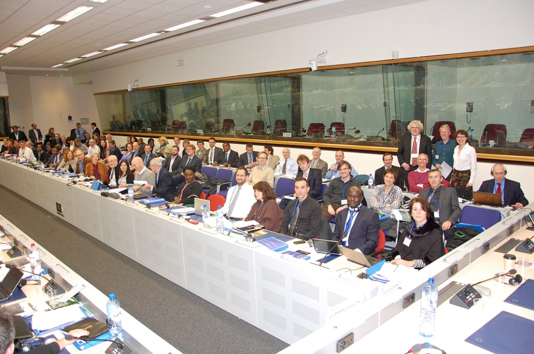 ... and on the right hand