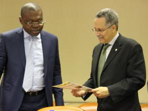 ACP Secretary general Mr. Patrick Gomes (right) and ASG Mr Viwanou GNASSOUNOU (left)