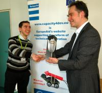 1000th user, Luca Pitrone, receives bottle of champagne