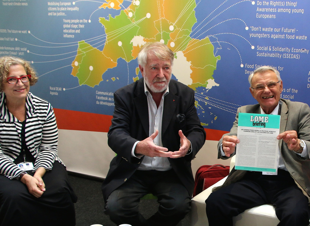 DEAR 1.0_Les pionniers