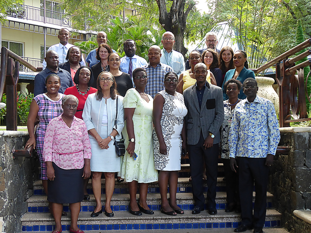 Photo group of SPHaïtiLab and consortium partners