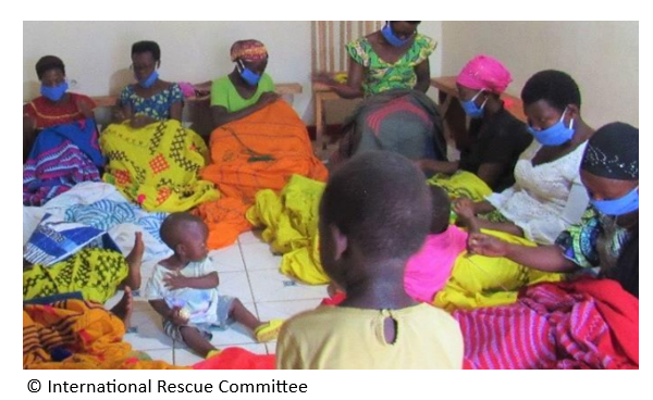Participants in the UMUKENYEZI ARASHOBOYE (The Woman is able) programme