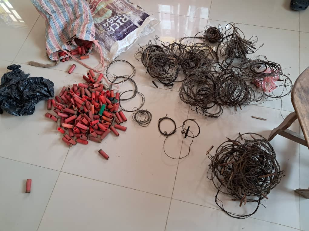 A large number of animal snares and traps