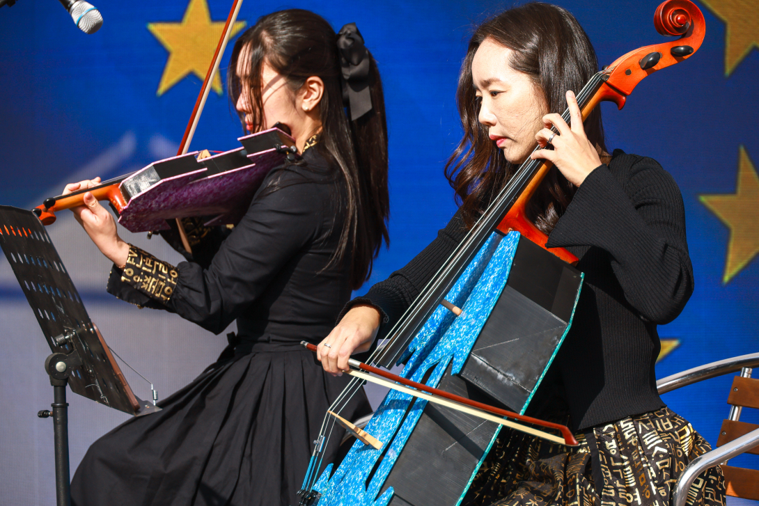 Plastic Quartet, using upcycled music instruments, EU Green Day 2025
